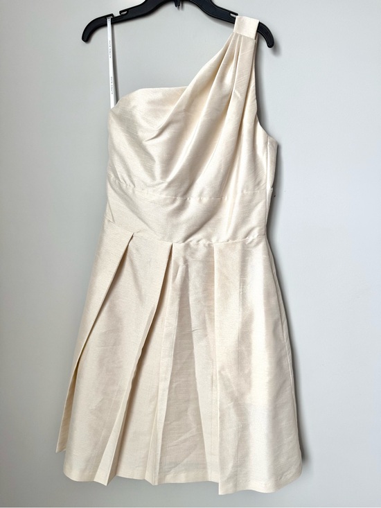 ALFRED SUNG Dresses & Skirts - Alfred Sung Faux Raw Silk Elegant One-Shoulder Cream Cocktail Dress
